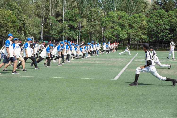 全壘出擊，熱血賽場—經(jīng)發(fā)物業(yè)2019年團(tuán)建活動(dòng)精彩綻放